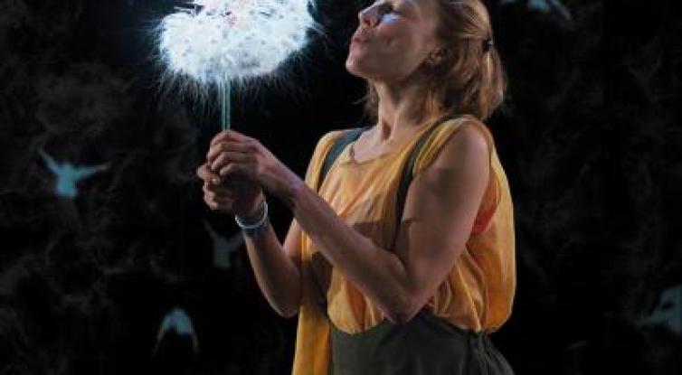 Blowing - blowing-maria-jou-sol-12-low.jpg