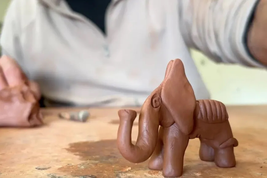 Elaboració d'elefants dalinians amb argila - elefants_argila3.webp-870x580.jpg