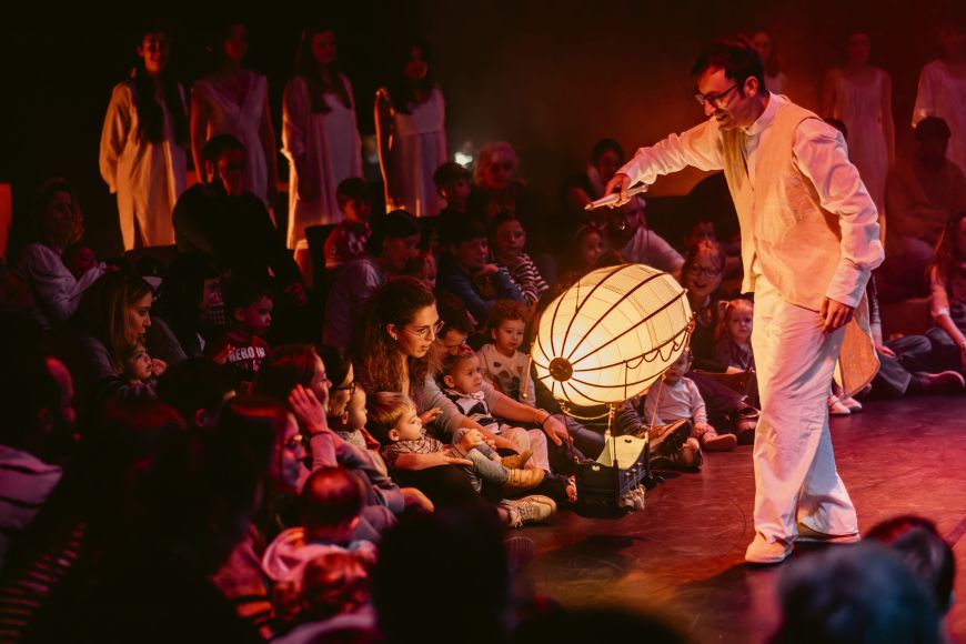 Madame Lumière - madamelumierecomprimit.jpg-870x580.jpg