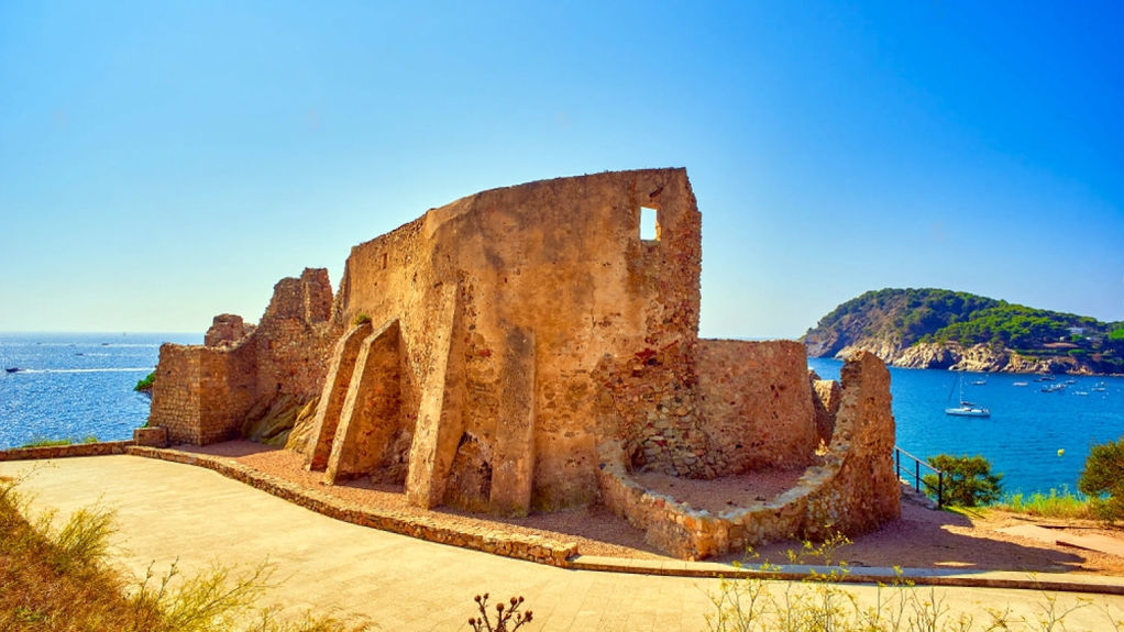 Visita guiada al castell de Sant Esteve de Mar - sant_esteve_la_fosca.jpg