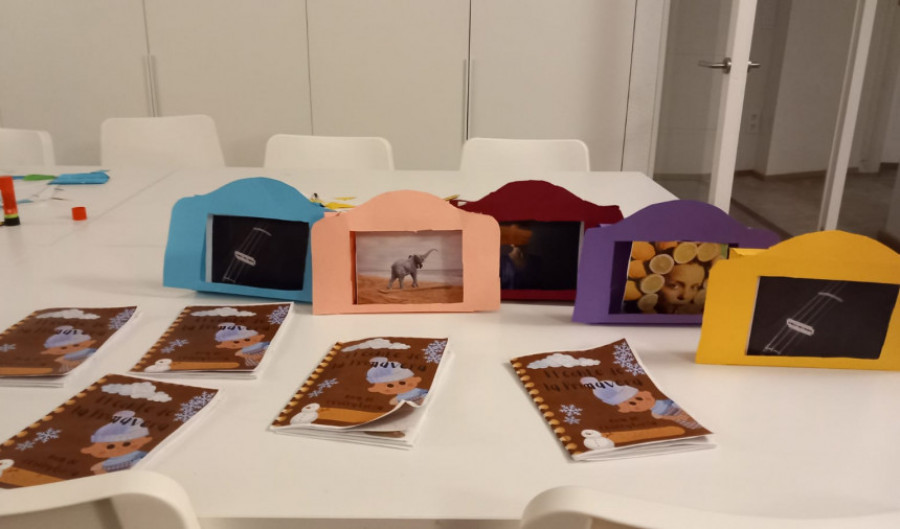 Inventem contes visuals! Heroïnes i princeses - th_th_a48665756.jpg