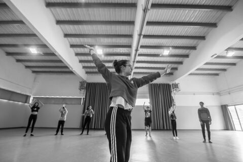 Joc i moviment en família: Un taller per connectar i crear - taller-agitart.jpg