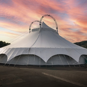 Circ de Nadal de Girona - 01-vista-exterior-de-la-nova-carpa-del-10e-aniversari-del-gran-circ-de-nadal-de-girona-31236.jpg